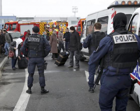 Man shot dead after seizing soldier's gun at Paris Orly airport